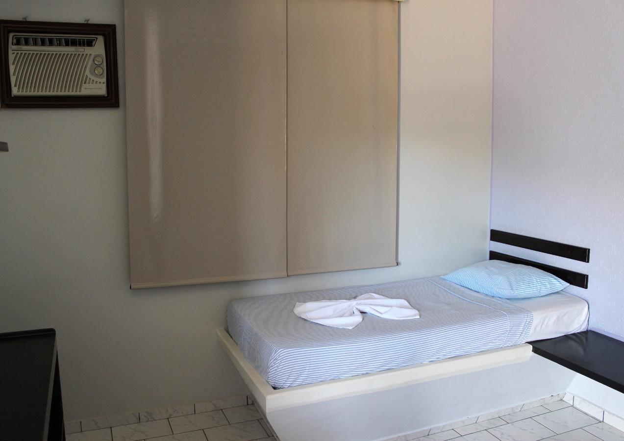 Hotel Pousada Dos Sonhos Correntina Bagian luar foto